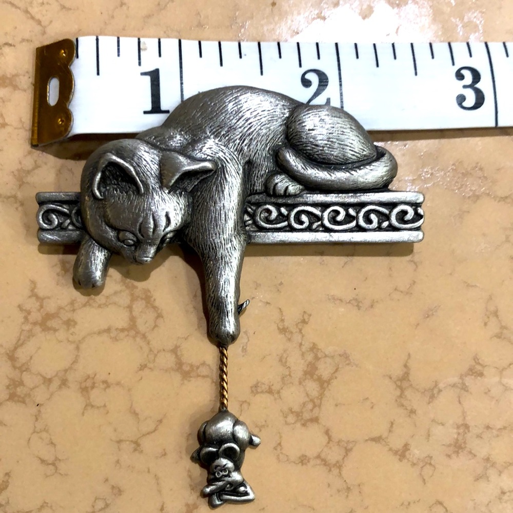 Vintage JJ Jonette Cat Mouse Pin Brooch Satin Silver Pewter Tone ❤️ - Picture 5 of 6